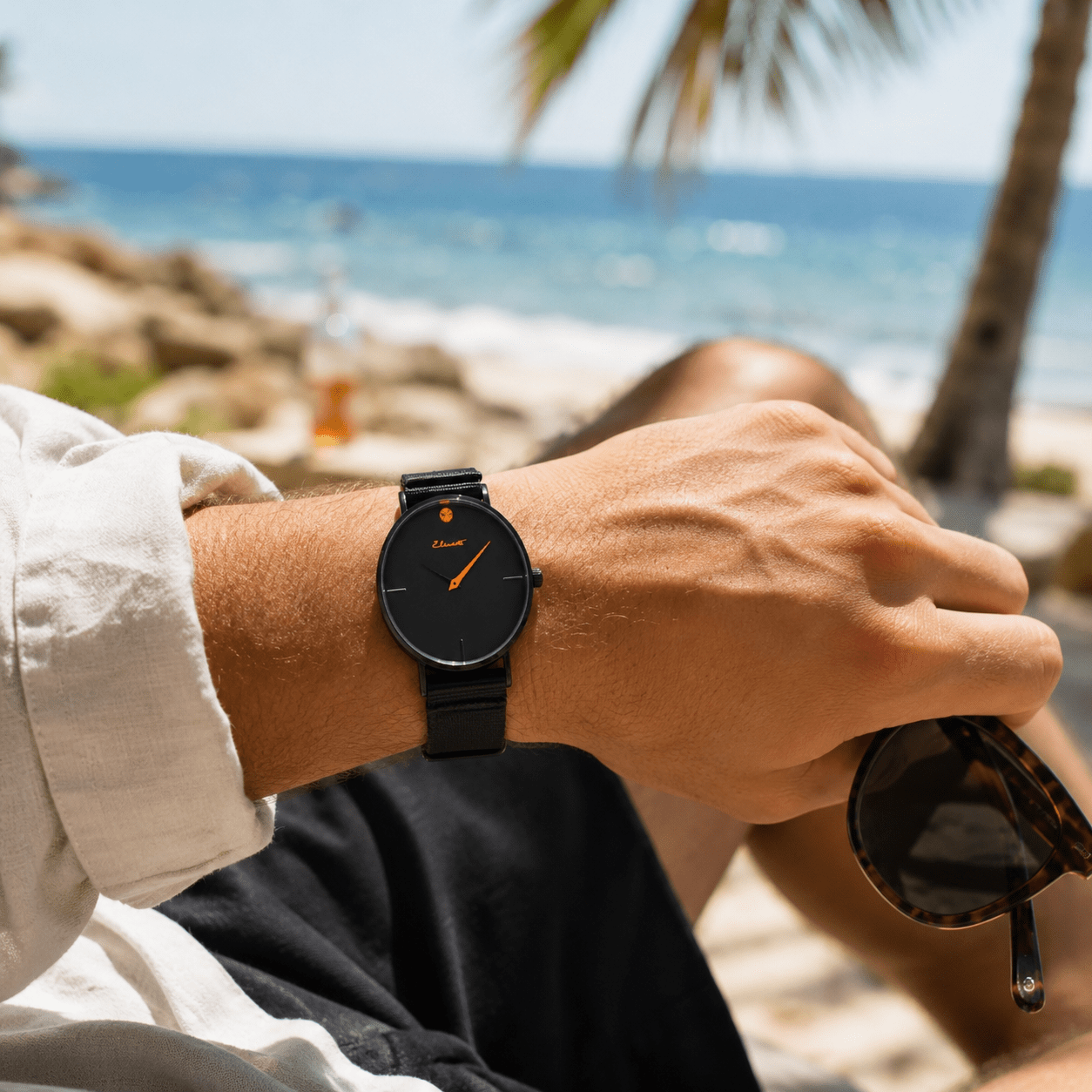 Mens Minimalist Strap Watch | BEST FRIEND 40 NERO Watch Elements Watches